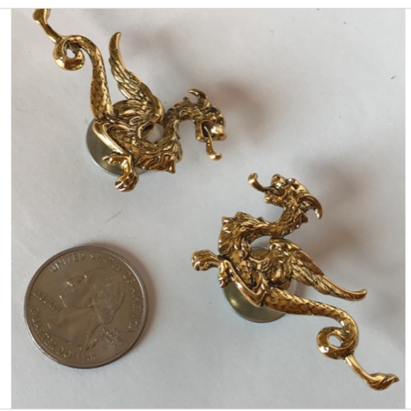 silver dragon cloak clasp - Picture 6 of 6